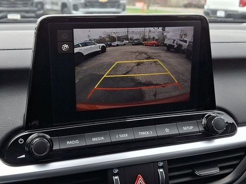 Used 2023 Kia Forte LXS image 18