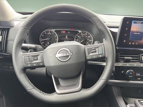 New 2026 Nissan Pathfinder SV AWD/4WD image 9