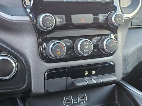 Used 2022 RAM 1500 Big Horn image 19