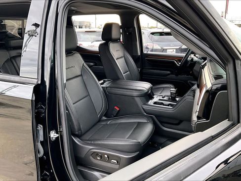 Used 2023 GMC Sierra 1500 Denali image 8