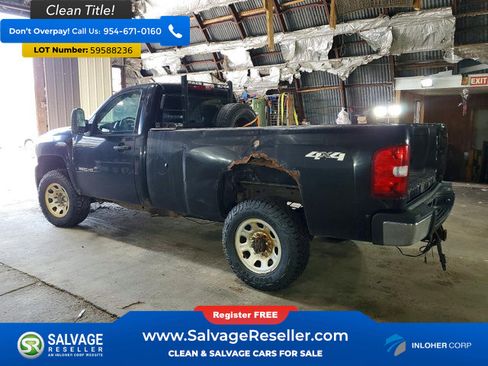 Used 2011 Chevrolet Silverado 3500 LT w/ Convenience Package AWD/4WD image 3