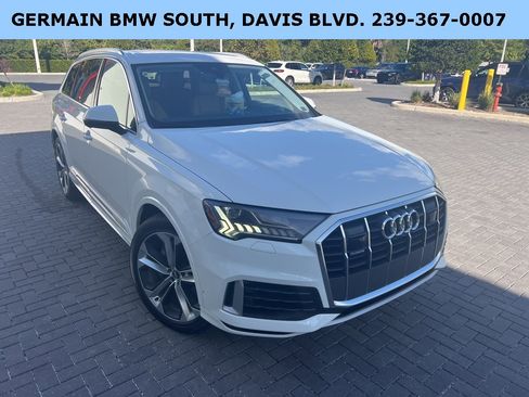 Used 2021 Audi Q7 3.0T Prestige w/ Prestige Package image 3
