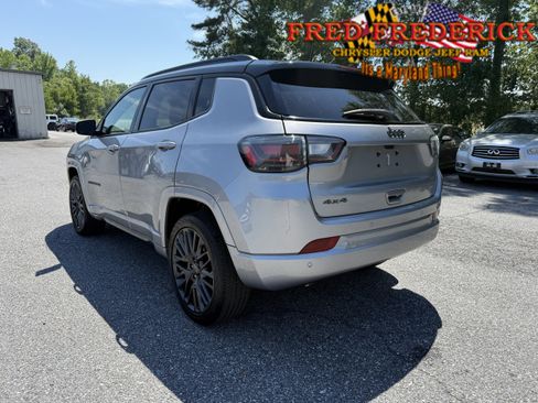 Used 2024 Jeep Compass Limited w/ High Altitude Package AWD/4WD image 5