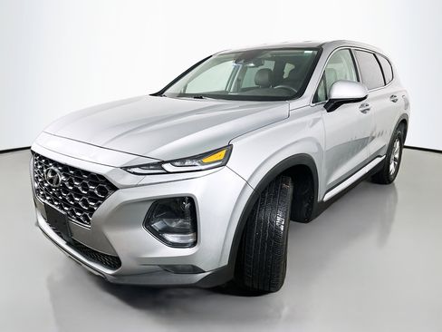 Used 2020 Hyundai Santa Fe SEL image 3