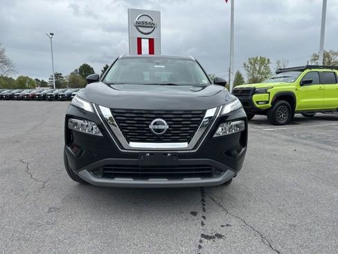 Certified 2023 Nissan Rogue SV w/ SV Premium B Package AWD/4WD image 9