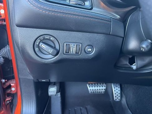 Used 2020 Dodge Challenger R/T Scat Pack image 24