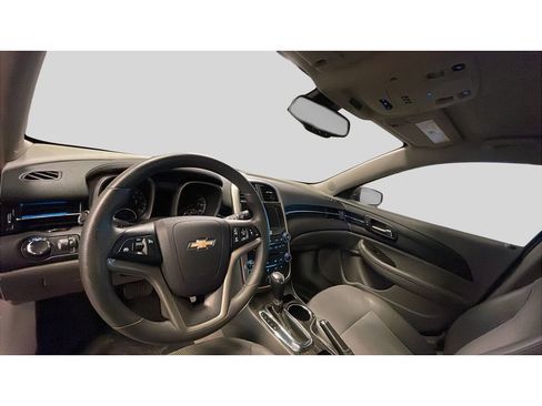 Used 2015 Chevrolet Malibu LT w/ Power Convenience Package image 11