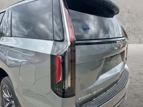 Used 2023 Cadillac Escalade Sport w/ Touring Package AWD/4WD image 21