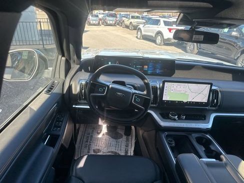 New 2025 Ford Expedition Tremor image 25