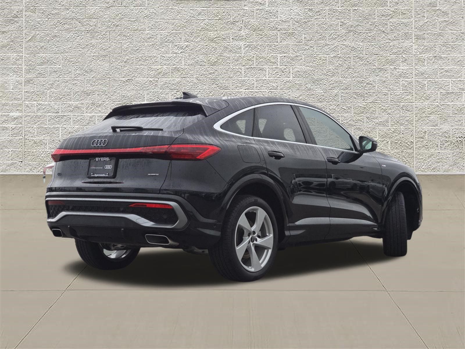 Certified 2025 Audi Q5 Premium Plus w/ Premium Plus AWD/4WD image 7