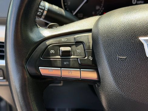 Used 2023 Cadillac XT4 Premium Luxury AWD/4WD image 17
