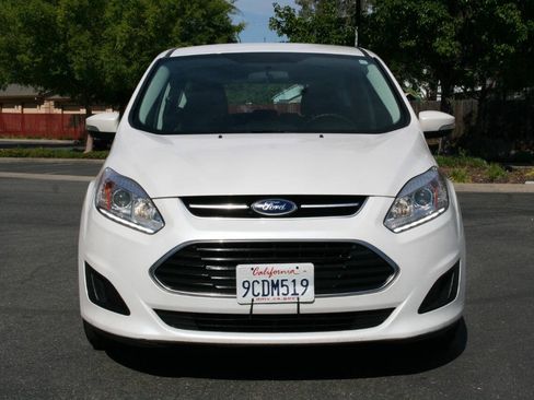 Used 2018 Ford C-MAX SE FWD image 2