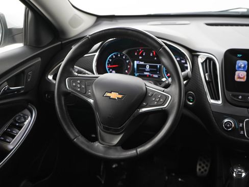 Used 2016 Chevrolet Malibu LT FWD image 14