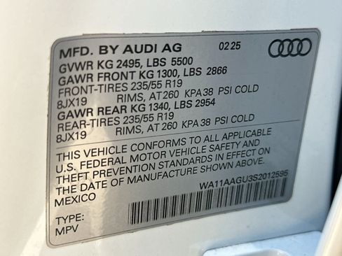 Used 2025 Audi Q5 Premium w/ Convenience Package AWD/4WD image 29