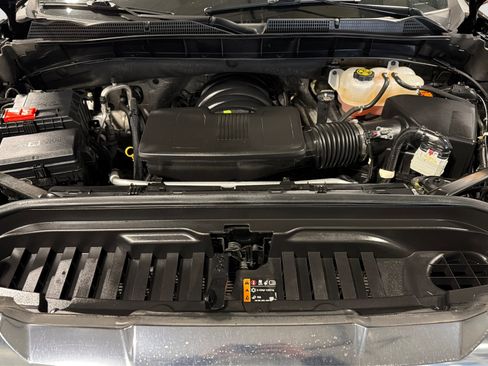 Used 2023 GMC Sierra 1500 AT4 w/ AT4 Preferred Package image 11