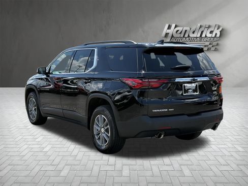 Used 2023 Chevrolet Traverse LT AWD/4WD image 6