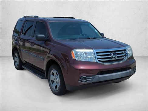Used 2015 Honda Pilot LX image 3