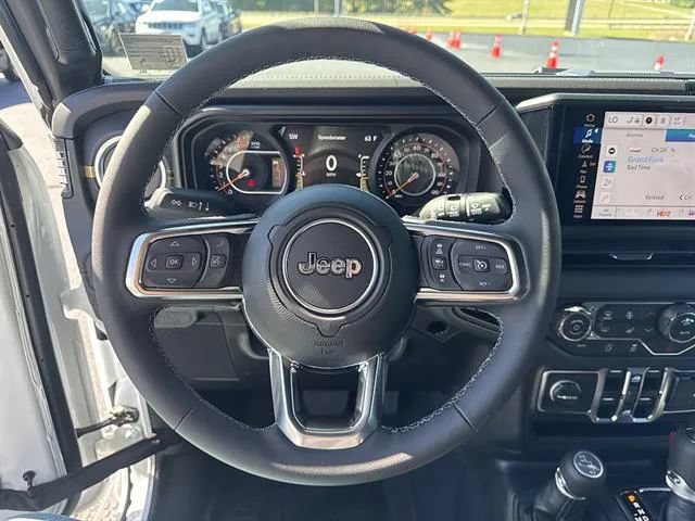 New 2027 Jeep Wrangler Unlimited Sahara AWD/4WD image 9