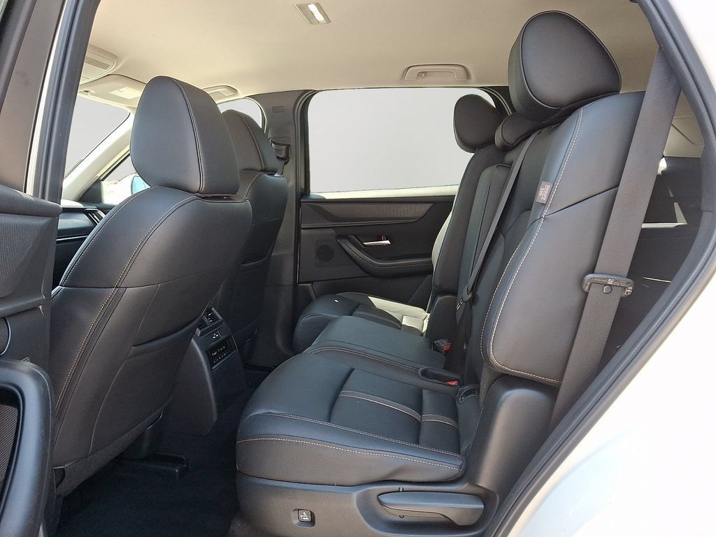 Used 2025 MAZDA CX-90 3.3 Turbo w/ Select Package AWD/4WD image 8