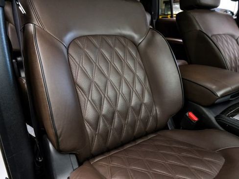 Used 2022 Nissan Armada Platinum w/ Captain's Chairs Package image 13