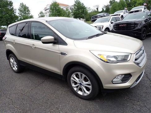 Used 2017 Ford Escape SE AWD/4WD image 8