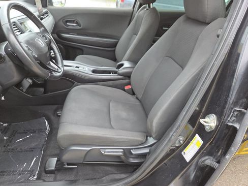 Used 2019 Honda HR-V Sport image 20