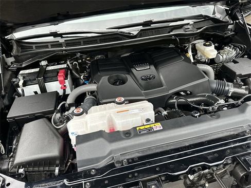Used 2025 Toyota Tundra SR5 image 25