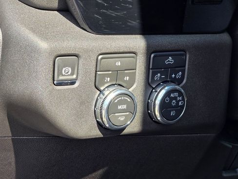 New 2026 GMC Sierra 2500 SLE w/ SLE Value Package; image 36