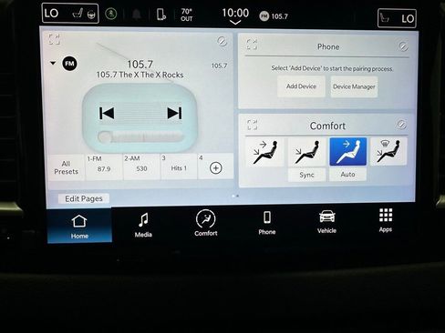 Used 2023 Chrysler Pacifica Touring-L image 26