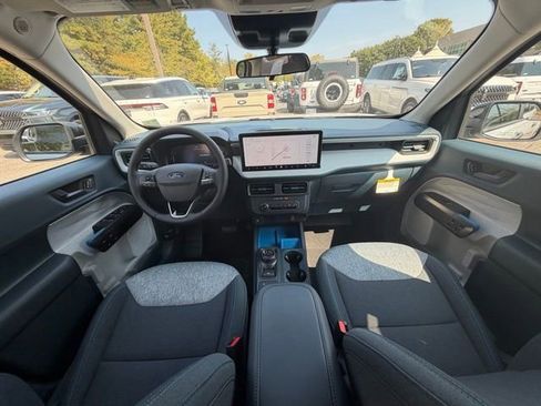 New 2025 Ford Maverick XLT w/ XLT Luxury Package image 10