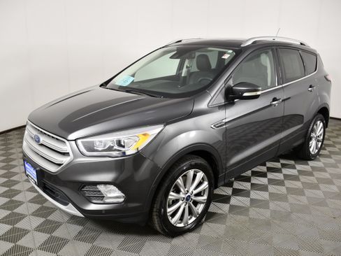 Used 2018 Ford Escape Titanium w/ Ford Safe & Smart Package AWD/4WD image 10