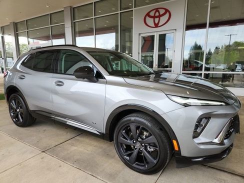 Used 2024 Buick Envision Sport Touring image 4