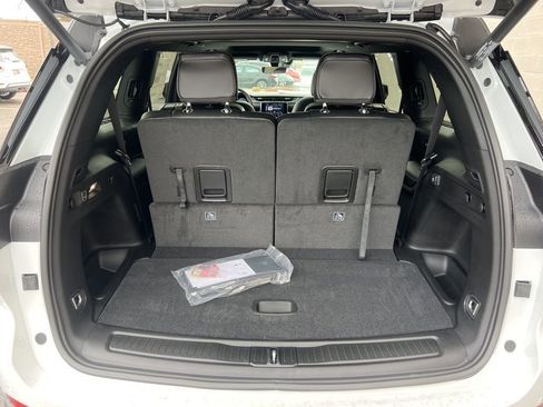 New 2025 Jeep Grand Cherokee L Altitude AWD/4WD image 27