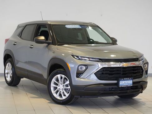 Certified 2025 Chevrolet TrailBlazer LS w/ LS Convenience Package image 3