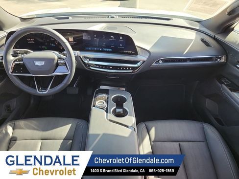 Certified 2024 Cadillac Lyriq Luxury image 23