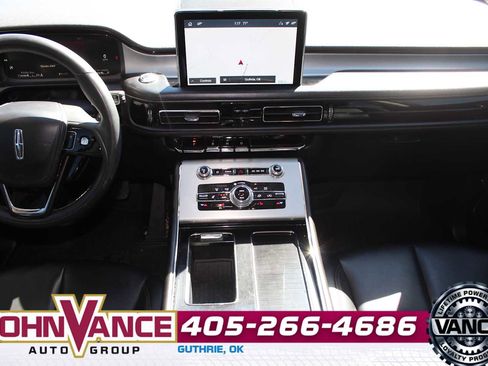 Used 2022 Lincoln Aviator AWD w/ Premium Package image 27