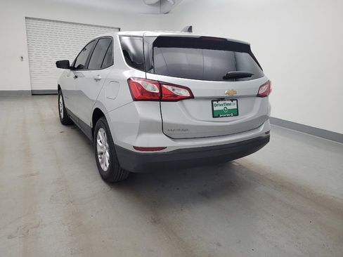 Used 2021 Chevrolet Equinox LS w/ LS Convenience Package FWD image 5