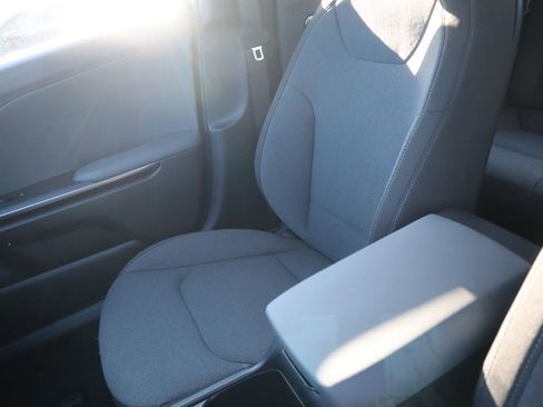 New 2025 Kia K4 LXS image 23