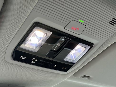 Certified 2025 Volkswagen ID. Buzz 1st Edition image 26