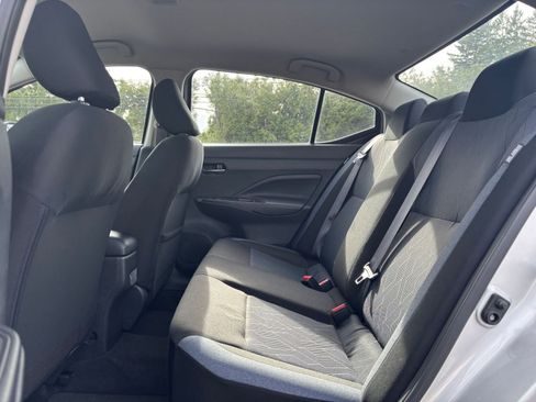 Used 2025 Nissan Versa SV FWD image 23
