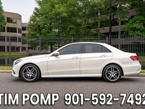 Used 2016 Mercedes-Benz E 400 Sedan w/ Lighting Package image 9