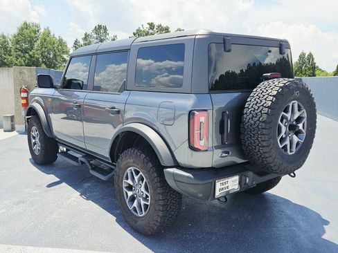 Used 2024 Ford Bronco Badlands AWD/4WD image 3