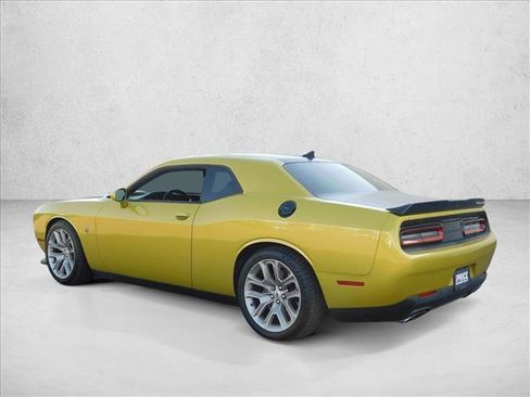Used 2020 Dodge Challenger R/T Scat Pack RWD image 14