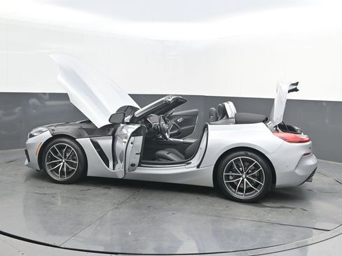 Used 2020 BMW Z4 sDrive30i w/ Convenience Package image 41