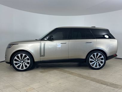 Used 2025 Land Rover Range Rover SE