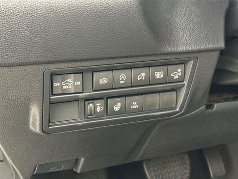 Certified 2026 Toyota Tundra SR5 w/ SR5 Premium Package AWD/4WD image 16