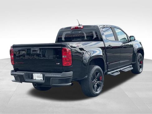 Used 2022 Chevrolet Colorado LT w/ Redline Special Edition AWD/4WD image 4