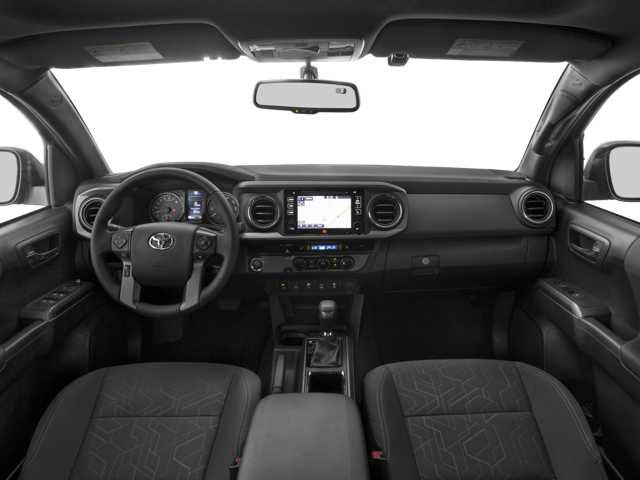 Used 2018 Toyota Tacoma TRD Sport w/ Technology Package AWD/4WD image 5