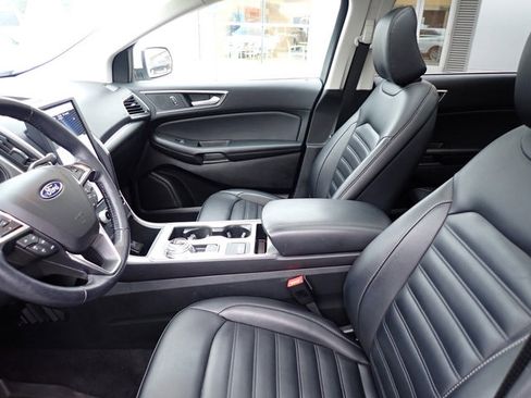 Certified 2022 Ford Edge SEL w/ Convenience Package image 13