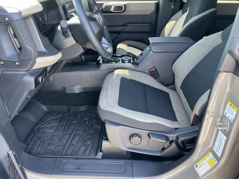 Used 2025 Ford Bronco Big Bend AWD/4WD image 16